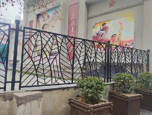 鐵藝護(hù)欄